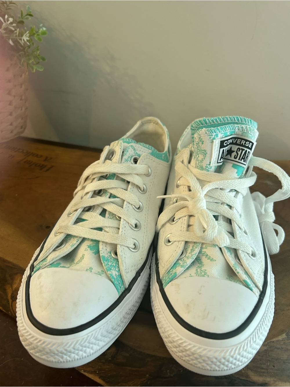 Converse Chuck Taylor All Star Low sneakers  white and teal Floral size 8